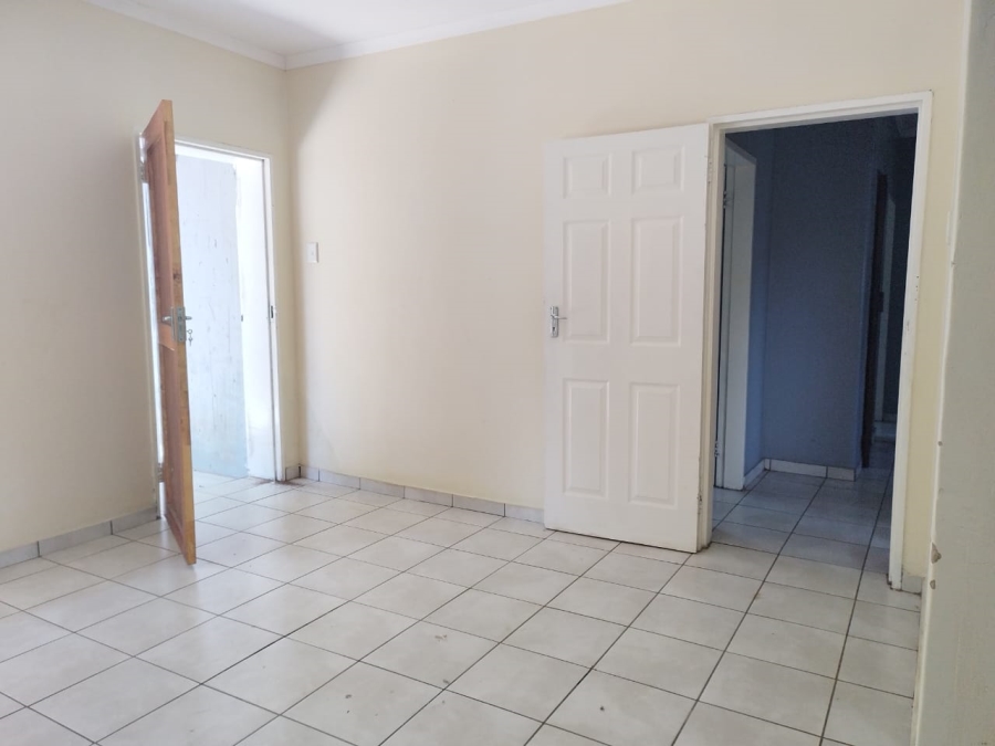 6 Bedroom Property for Sale in Sasolburg Ext 1 Free State